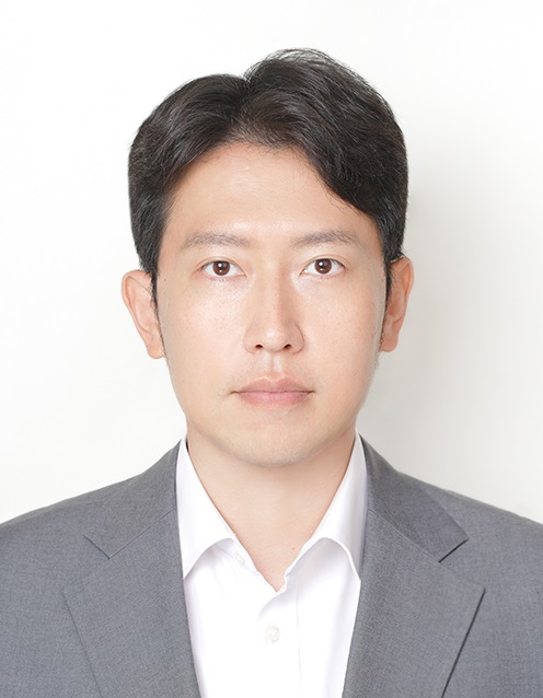 이성윤 세무사 사진